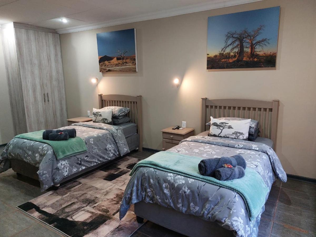 Wisteria Lane Guesthouse Postmasburg 外观 照片